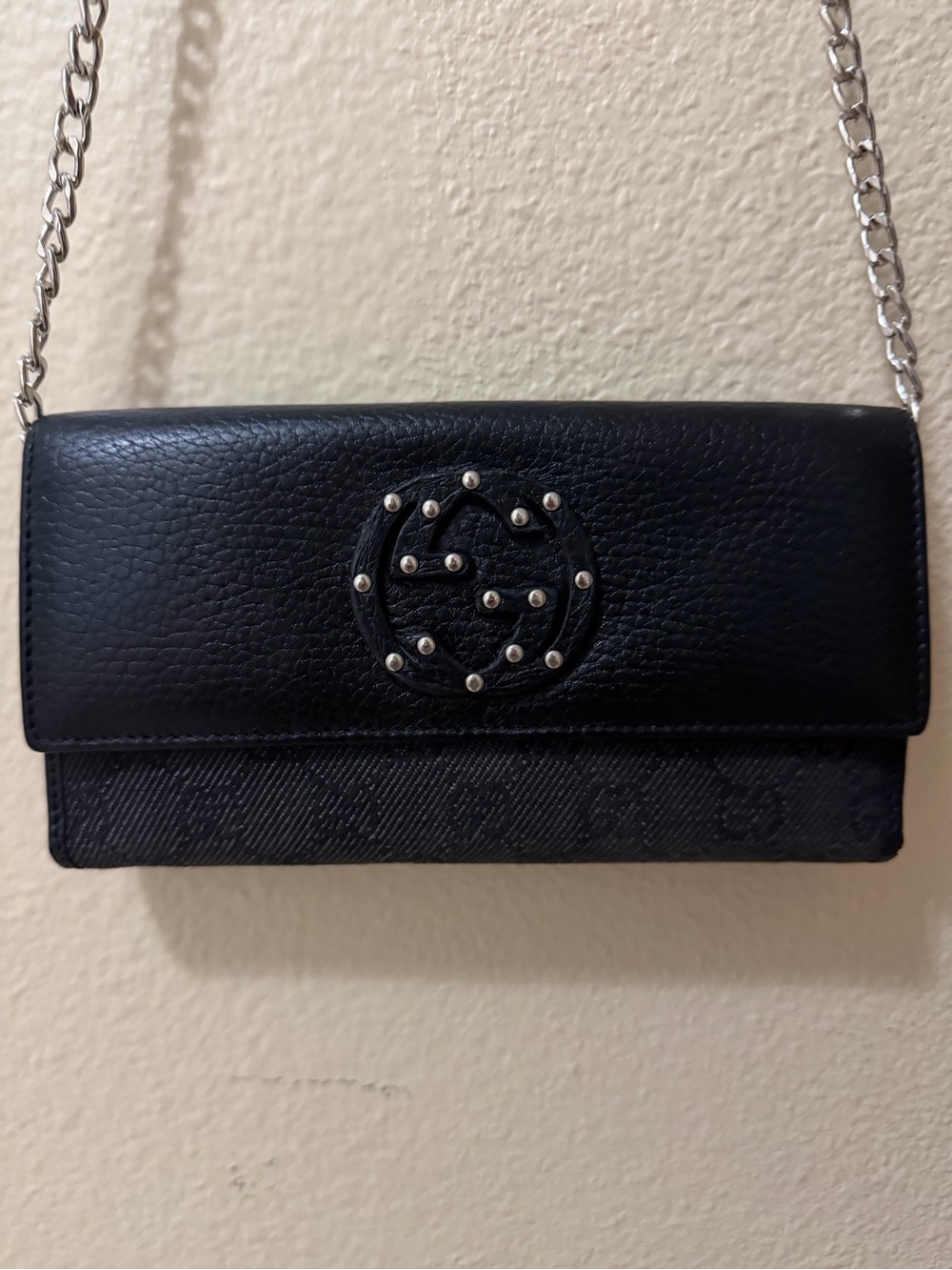 Gucci Black Studded Interlocking G Compact Wallet - WITH BOX